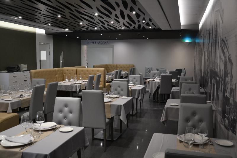比内法尔城市Spa酒店 Binéfar 外观 照片